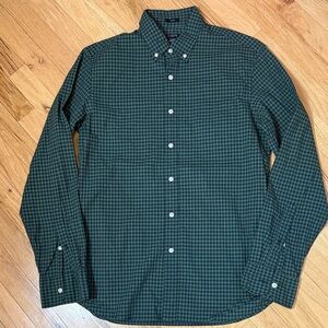 J. Crew Factory Slim Flex Washed Button Down Long Sleeve Shirt  Medium